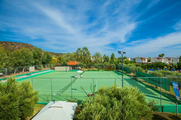 Теннисный корт,  Xenios Anastasia Resort &amp; Spa 