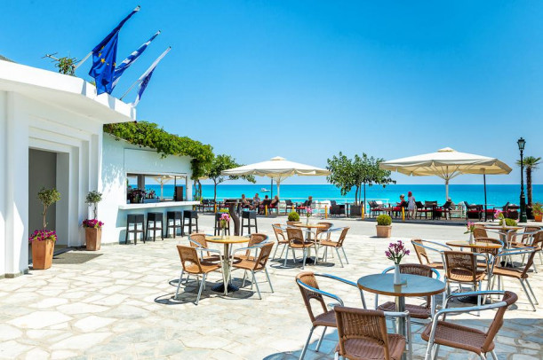 Ресторан, Xenios Dolphin Beach 3