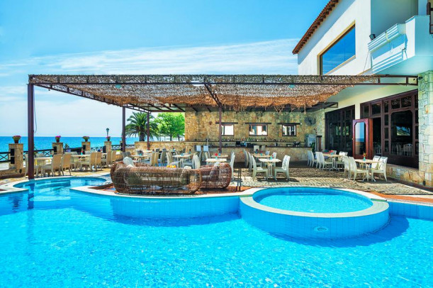 Бассейн, Xenios Port Marina Hotel 3*