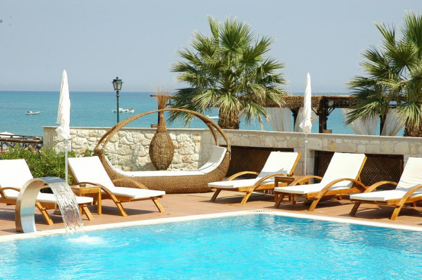 Бассейн, Xenios Port Marina Hotel 3*