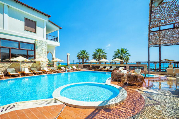 Бассейн, Xenios Port Marina Hotel 3*