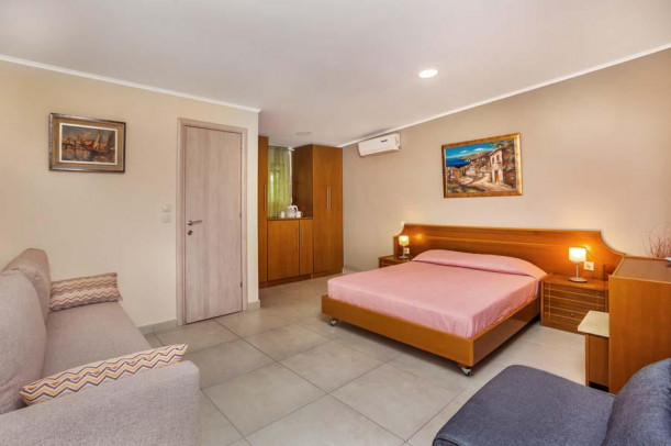 Номер, Xenios Golden Residence room